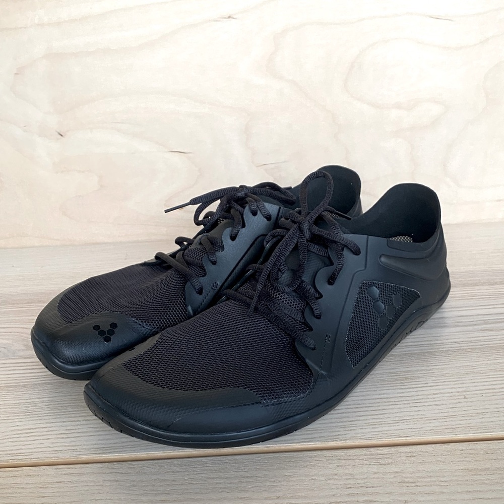 EU43 Vivobarefoot primus lite | Black